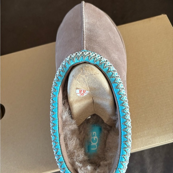 Brand new never worn Tasman UGG - Picture 4 of 9